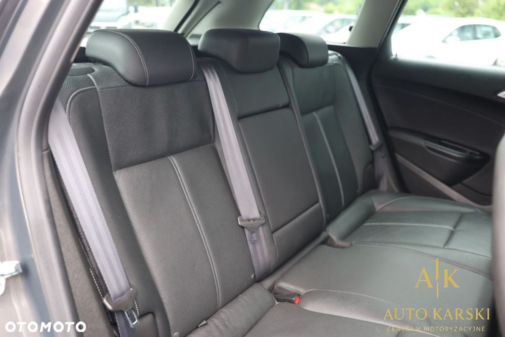 Opel Astra - 33