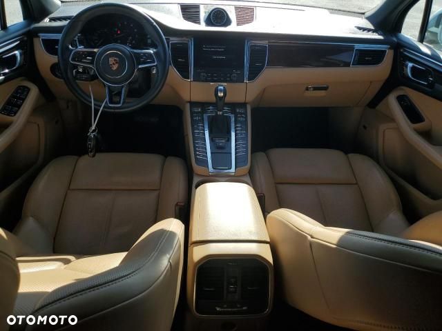 Porsche Macan - 6