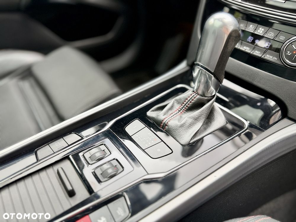 Peugeot 508 BlueHDi 180 EAT6 Stop&Start GT - 28
