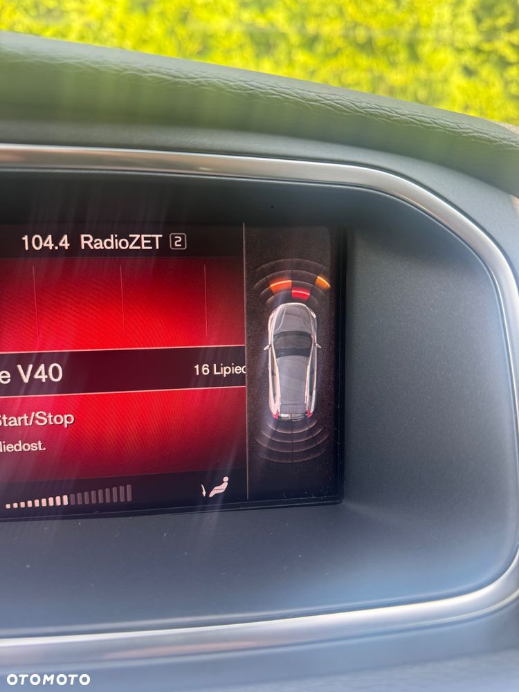 Volvo V40 T3 Geartronic Summum - 22