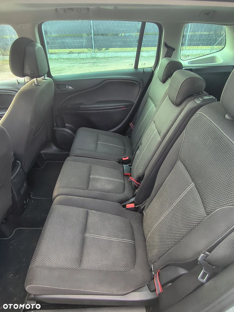 Opel Zafira - 14