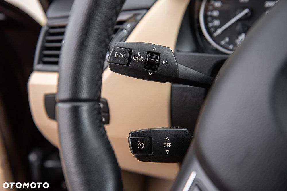 BMW X1 xDrive20d Sport Line - 19