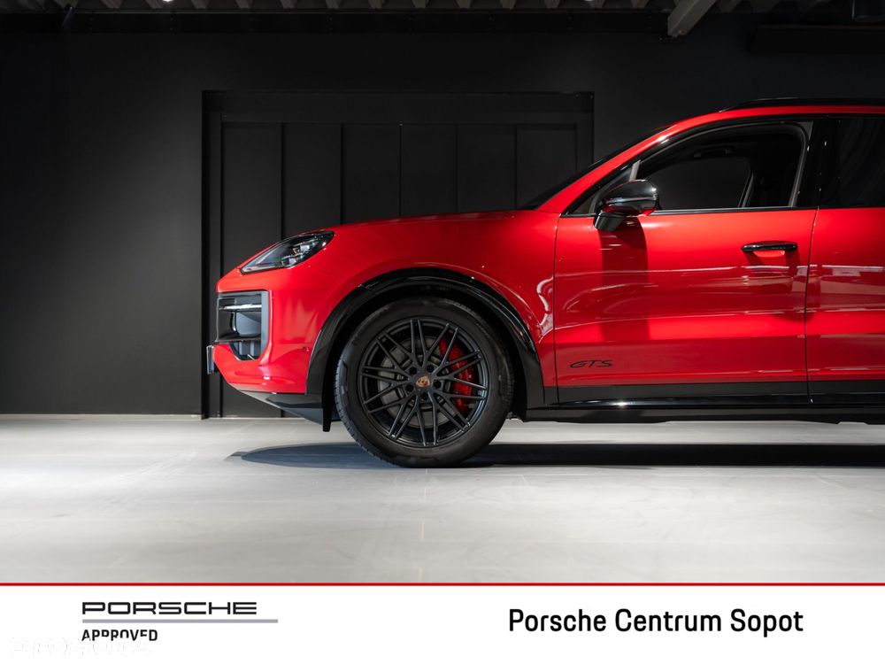 Porsche Cayenne GTS - 9