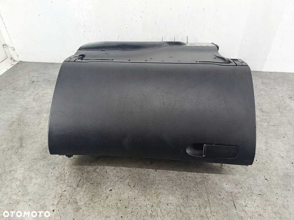 SCHOWEK PASAŻERA AUDI A4 B7 8E1857035C - 1
