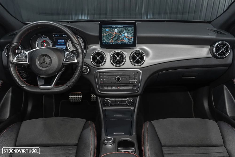 Mercedes-Benz GLA 180 AMG Line Aut. - 6