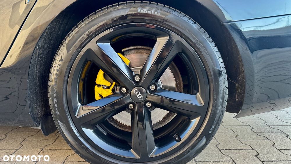 Audi A4 Avant 2.0 TDI - 10
