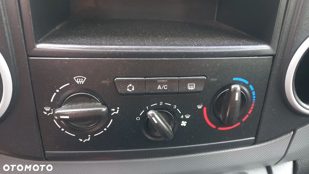 Peugeot Partner L2 Presence - 14