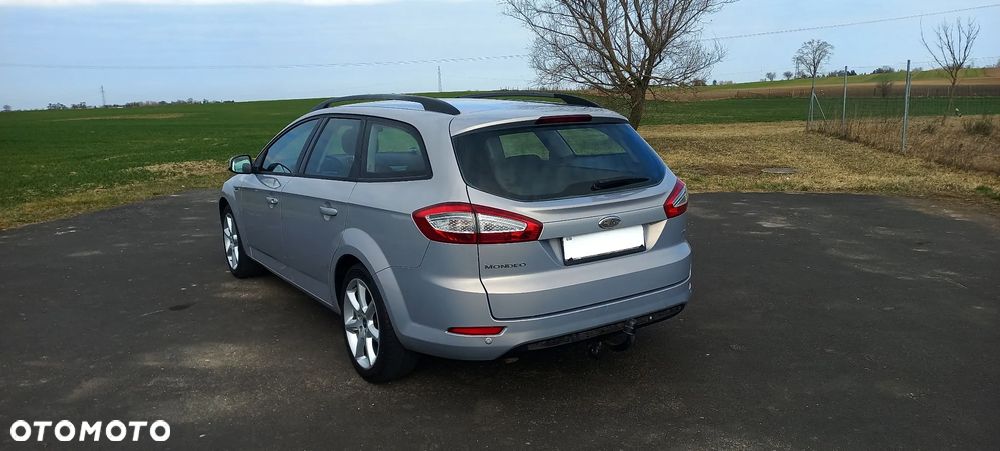 Ford Mondeo 2.0 TDCi Ghia X - 12