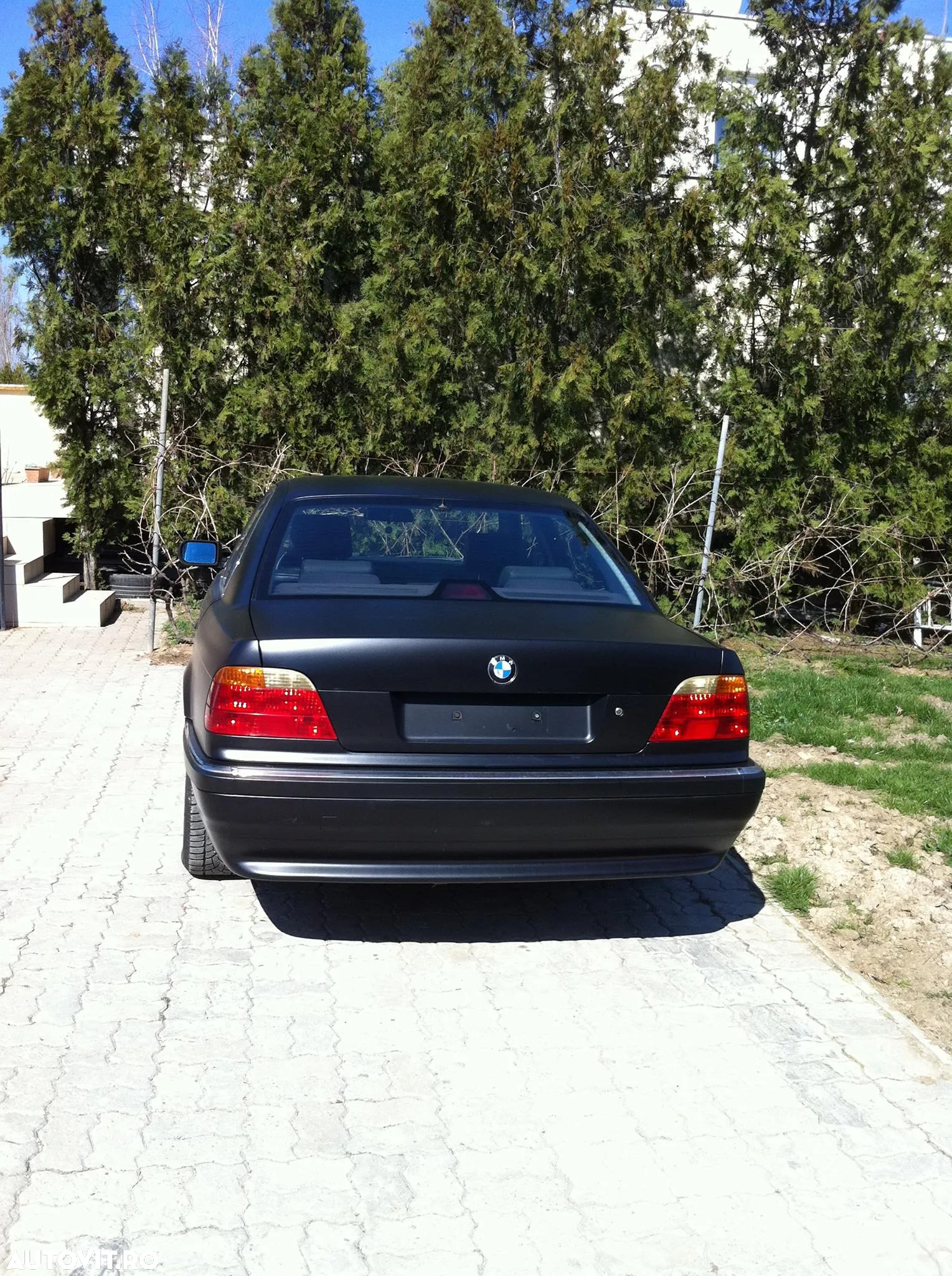 BMW Seria 7 740iA - 3