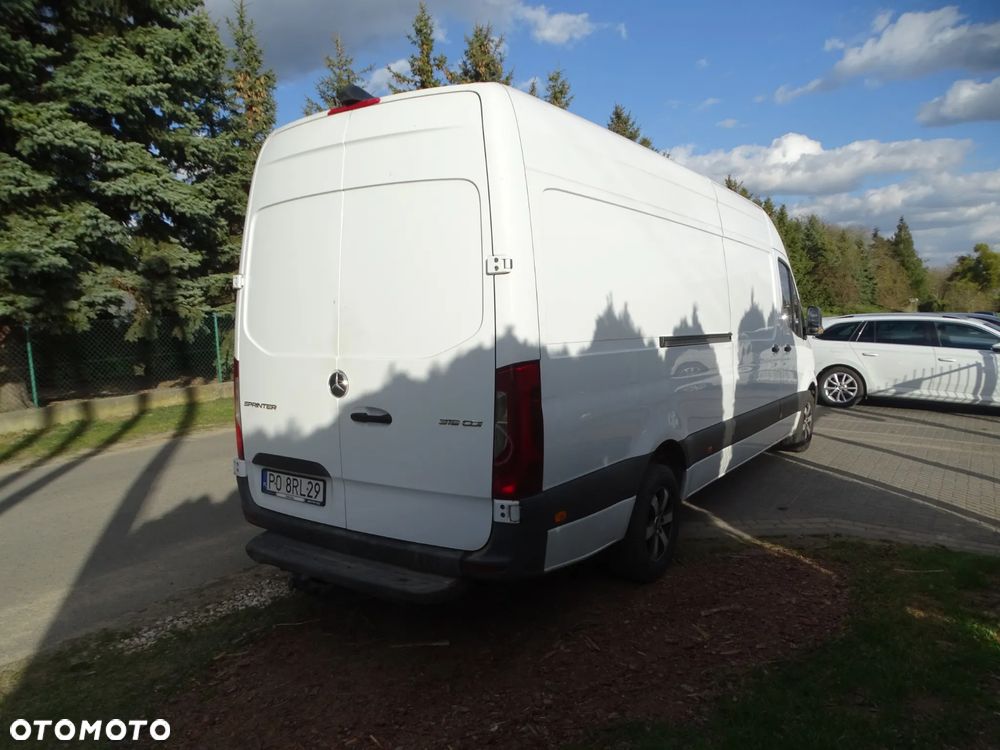 Mercedes-Benz Sprinter - 3