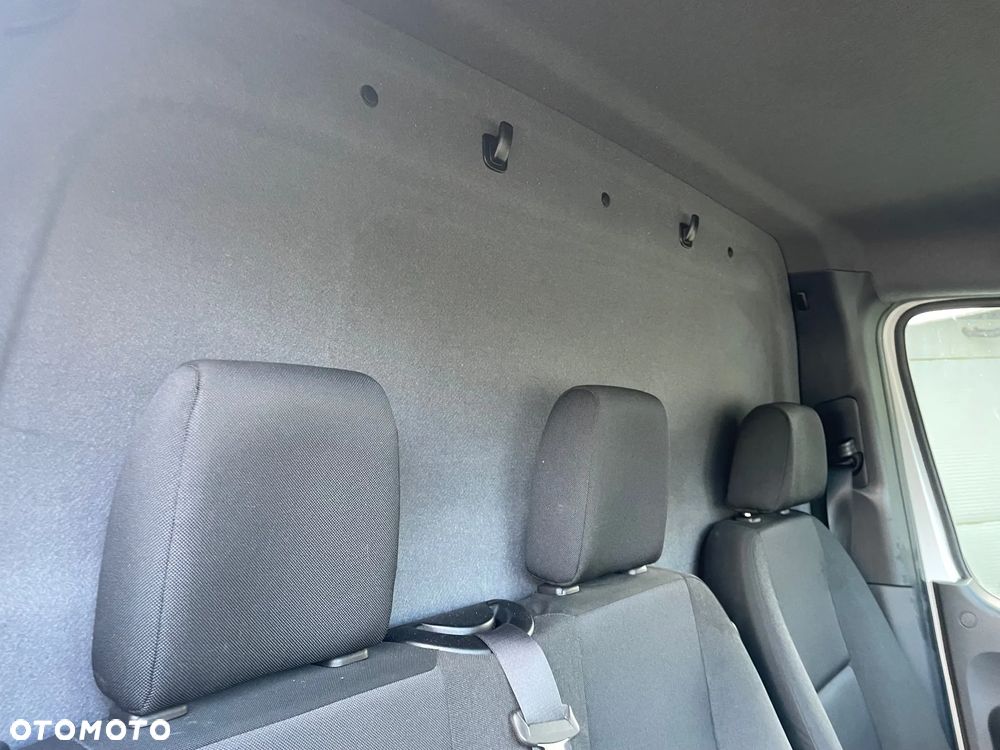 Mercedes-Benz SPRINTER - 16