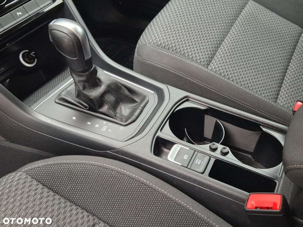 Volkswagen Touran 2.0 TDI BMT Comfortline DSG - 12