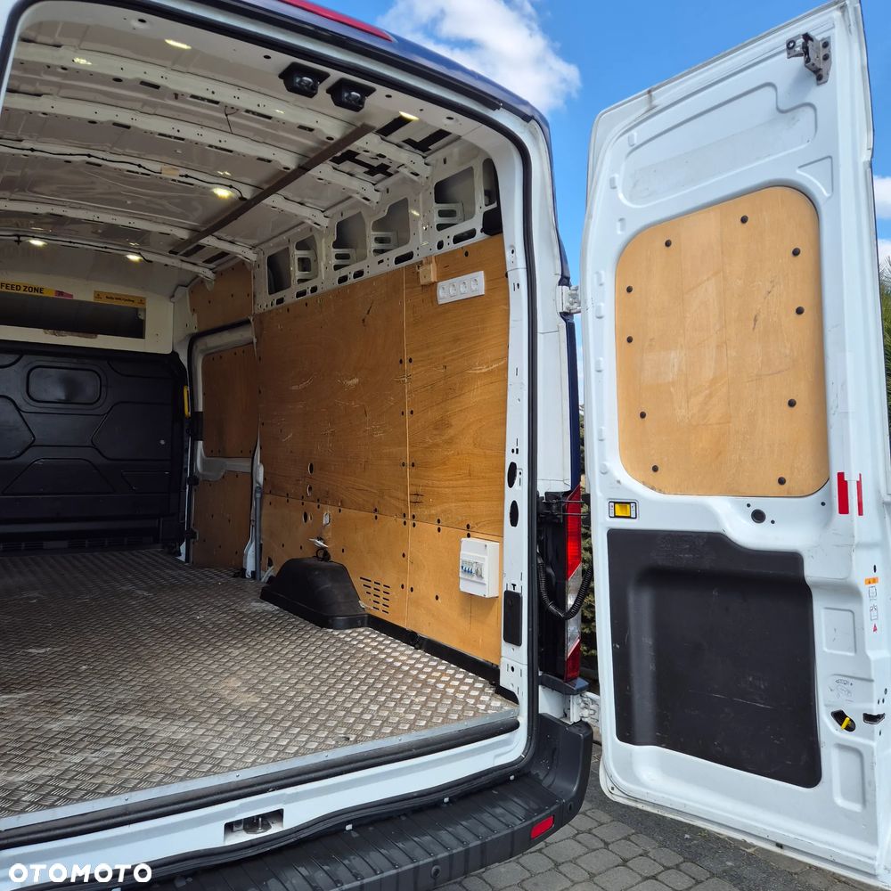 Ford Transit - 14