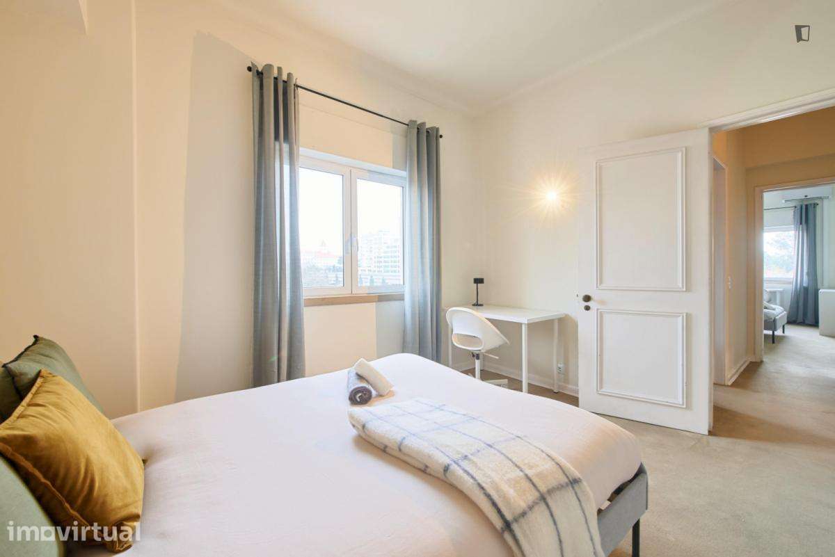 Quarto - localizado em Telheiras Lisbon - Grande imagem: 5/50