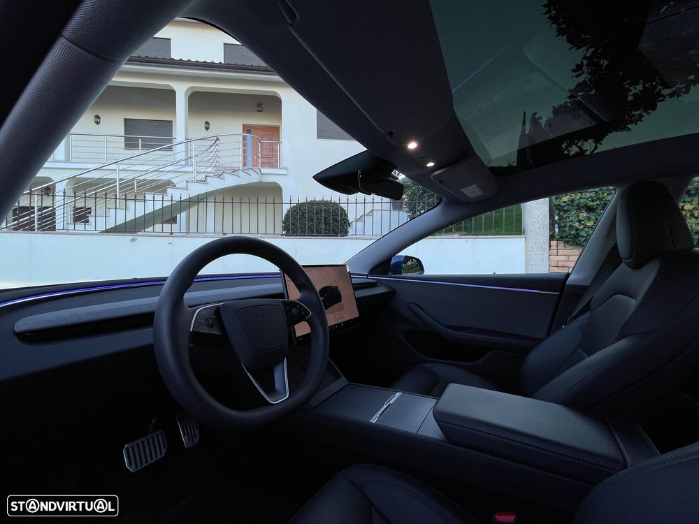 Tesla Model 3 Tração Traseira Premium - 24