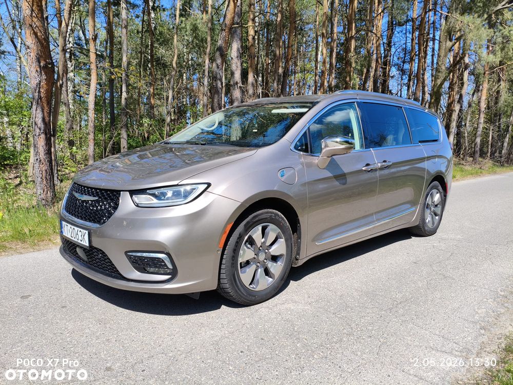 Chrysler Pacifica - 5