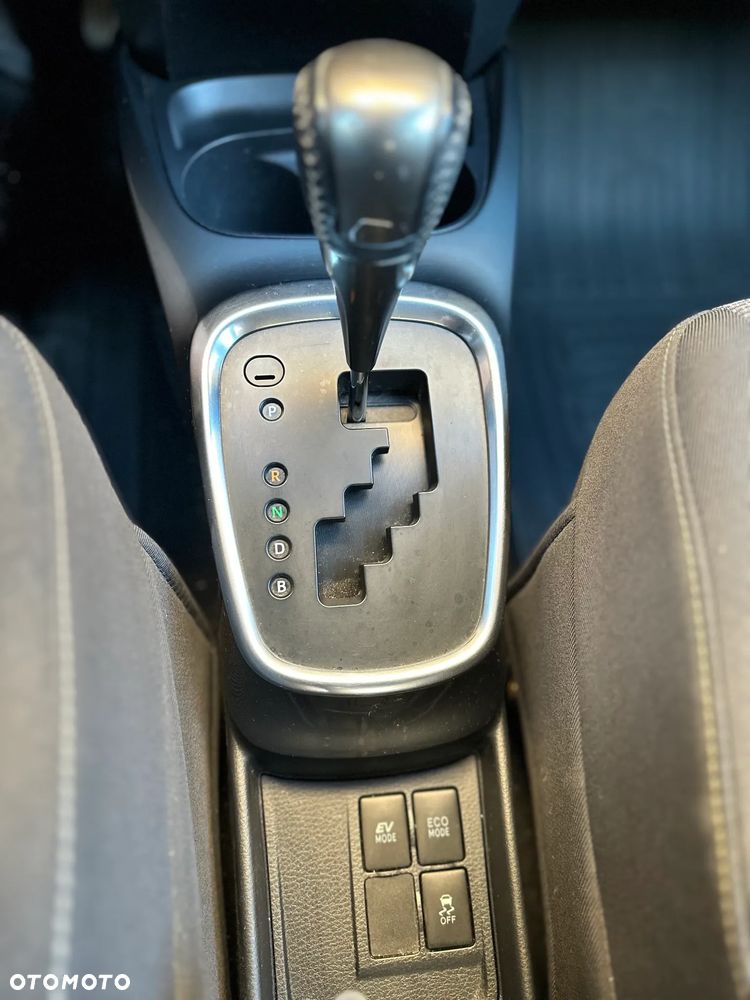 Toyota Yaris - 9