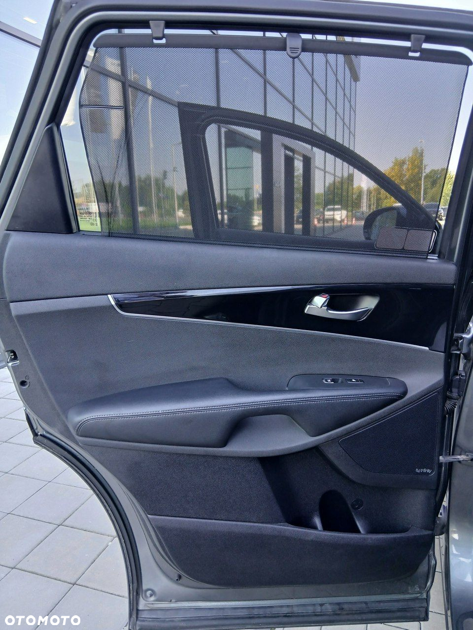 Kia Sorento - 25