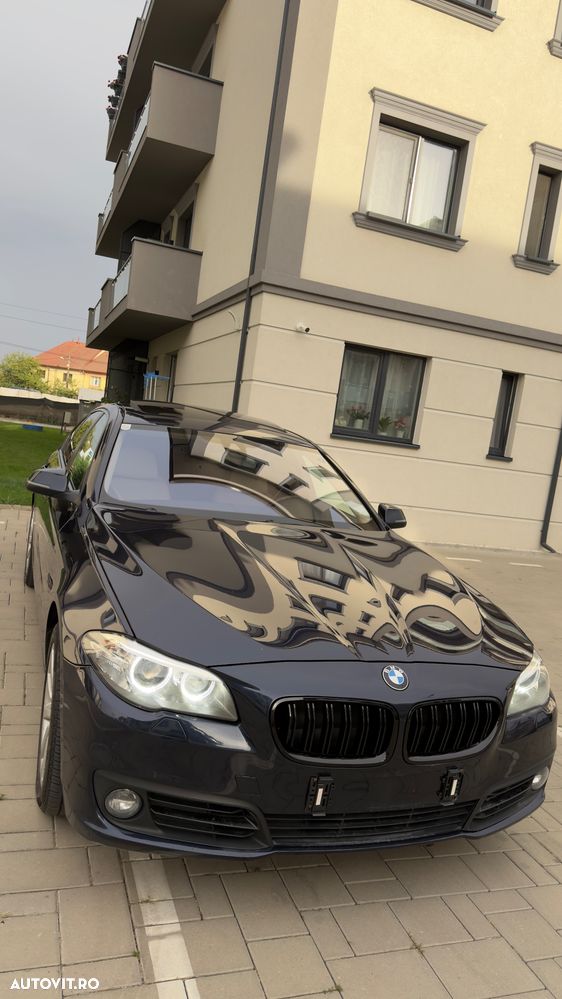 BMW Seria 5 525d xDrive AT - 6
