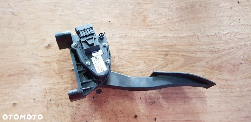 OPEL ASTRA H POTENCJOMETR GAZU 9157998BK - 1