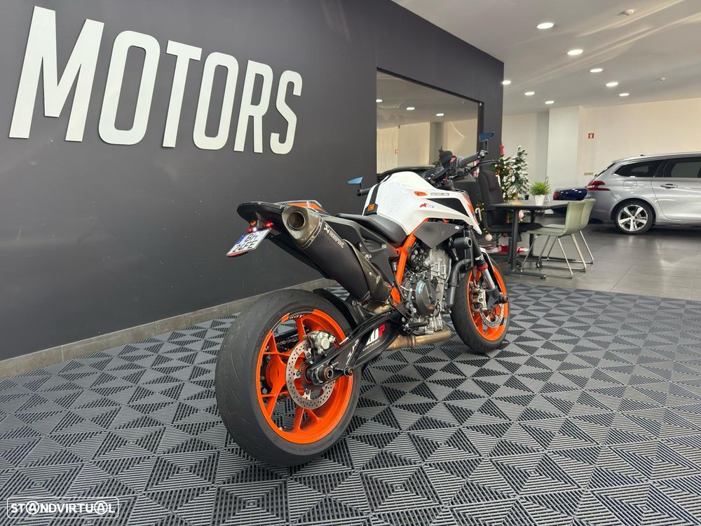 KTM 890 DUKE R - 5