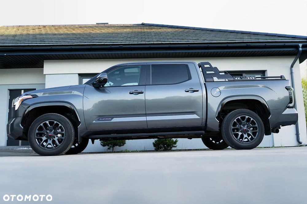Toyota Tundra - 14