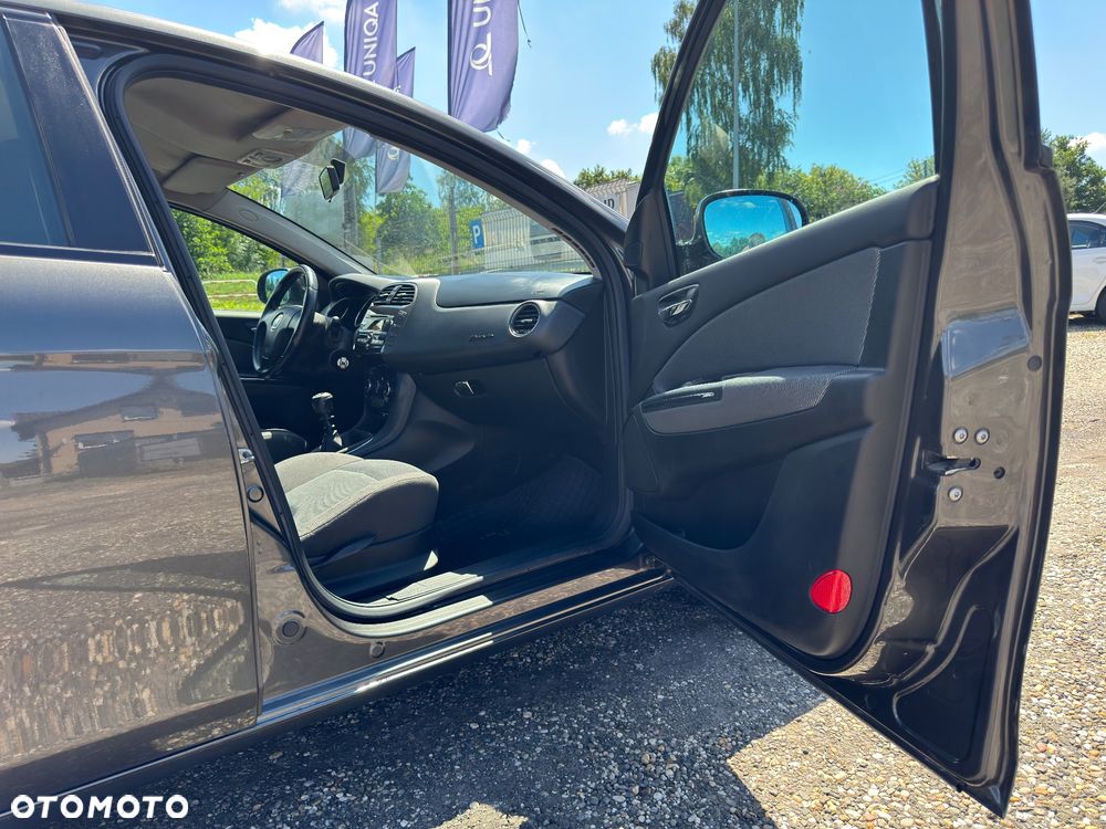 Fiat Bravo 1.4 16V Estiva Plus - 27
