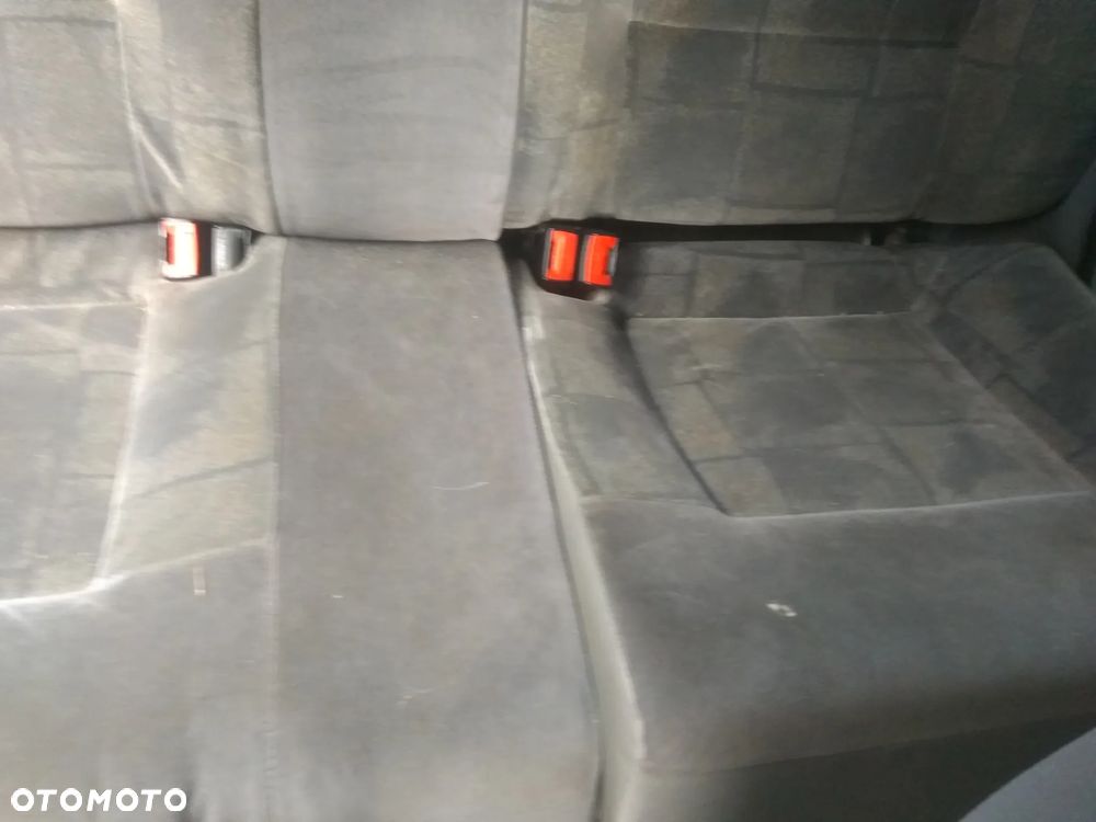 Auto na części - Renault Megane 98 KM diesel 2000 Silnik Skrzynia Drzwi Maska Klapa Błotnik Zderzak Lampa Szyba Klamka Lusterko Deska Kokpit - 7