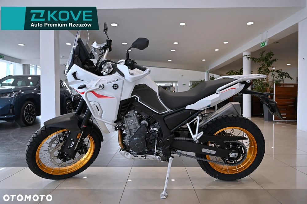 KOVE 800X Touring - 13