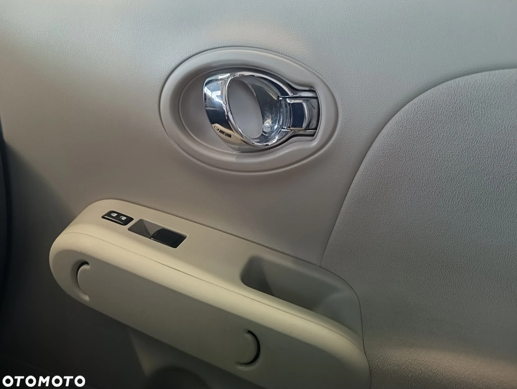 Nissan Cube 1.6 - 17