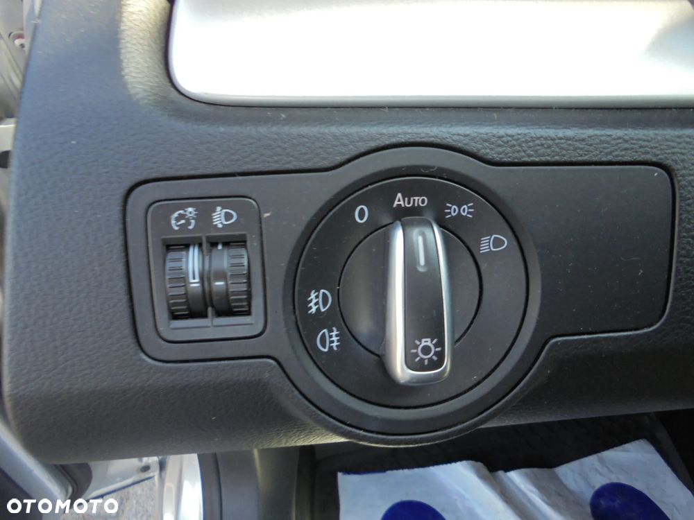 Volkswagen Passat 2.0 TDI Comfortline - 10