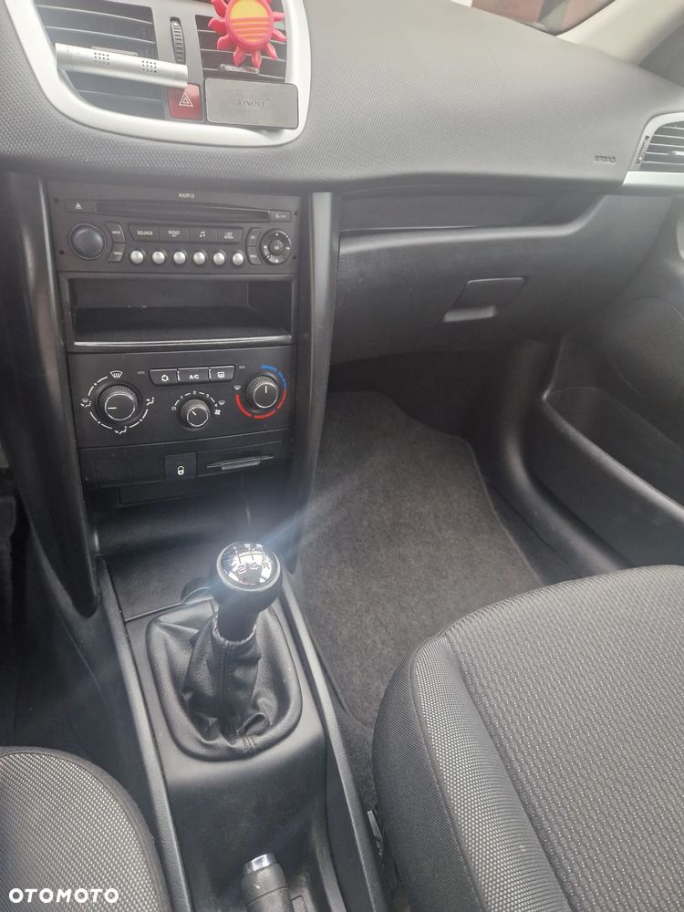 Peugeot 207 1.4 Trendy nICE - 24