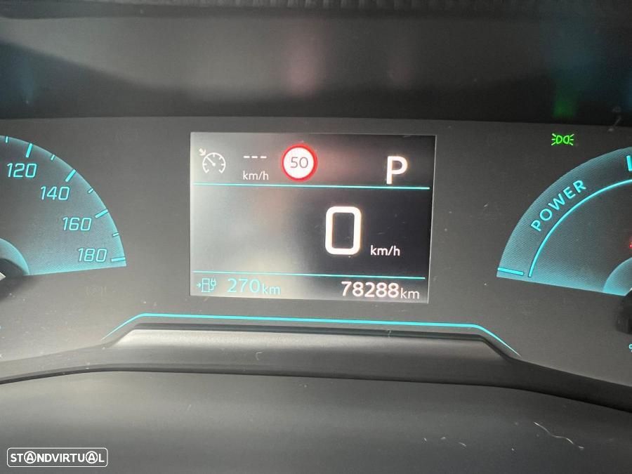 Peugeot e-208 50 kWh Active Pack - 12