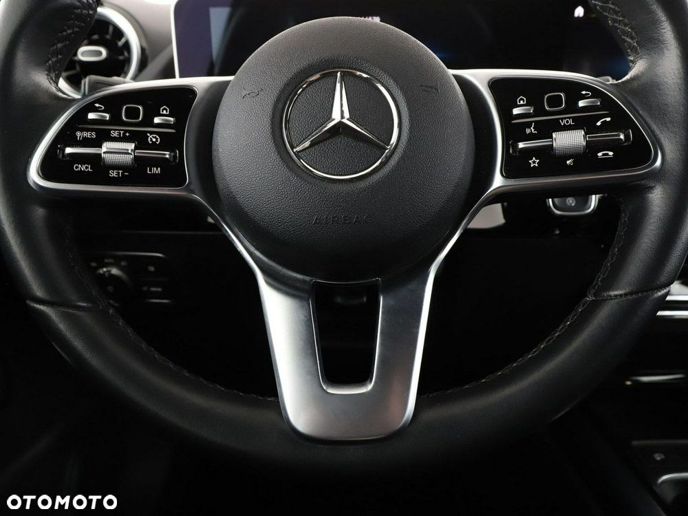 Mercedes-Benz Klasa B 250 7G-DCT Progressive - 22