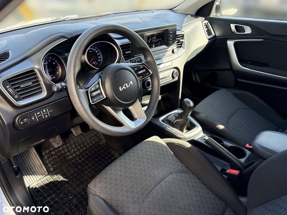 Używany Kia Ceed 2023 - 49 900 PLN, 116 396 km - Otomoto.pl