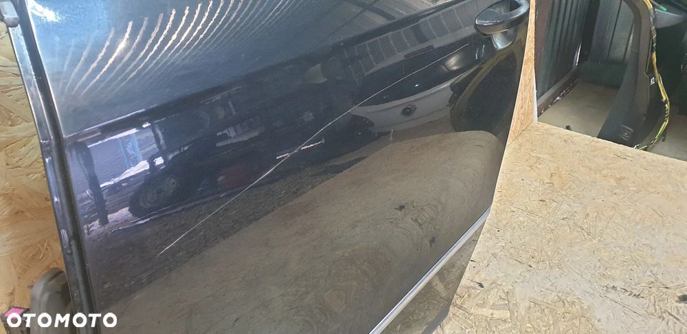 VW Passat B6 Drzwi Lewy Tył - 4