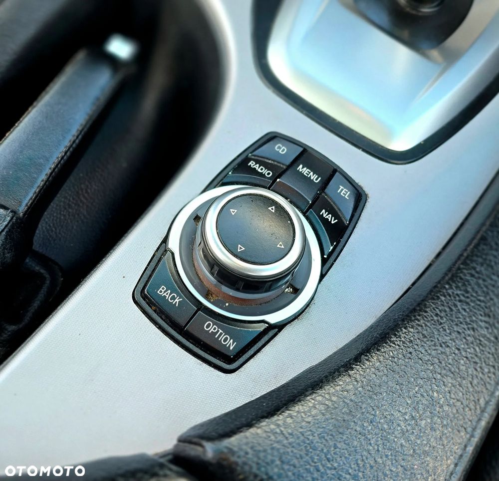 BMW Seria 5 - 28