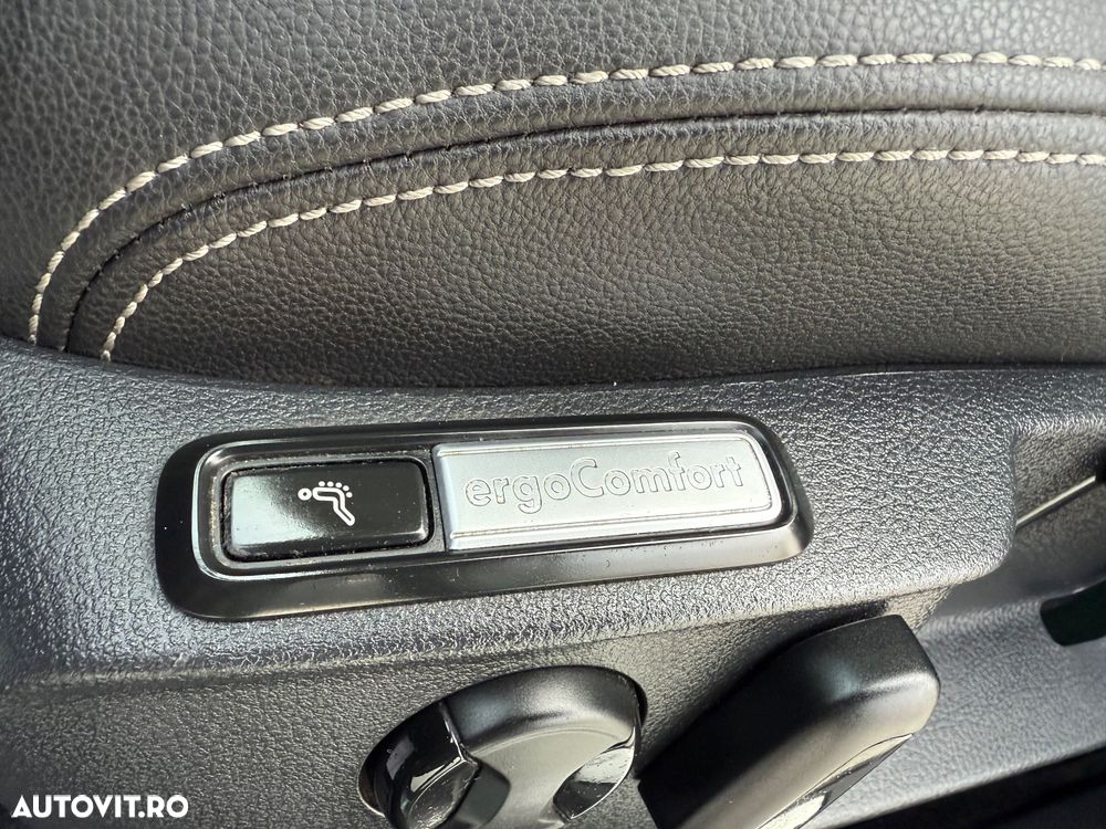 Volkswagen Passat 2.0 TDI SCR (BlueMotion Technology) 4Motion Highline - 18