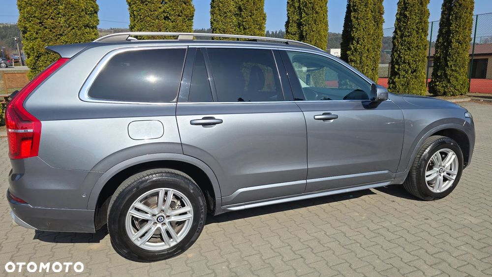 Volvo XC 90 D5 AWD Geartronic Momentum - 10