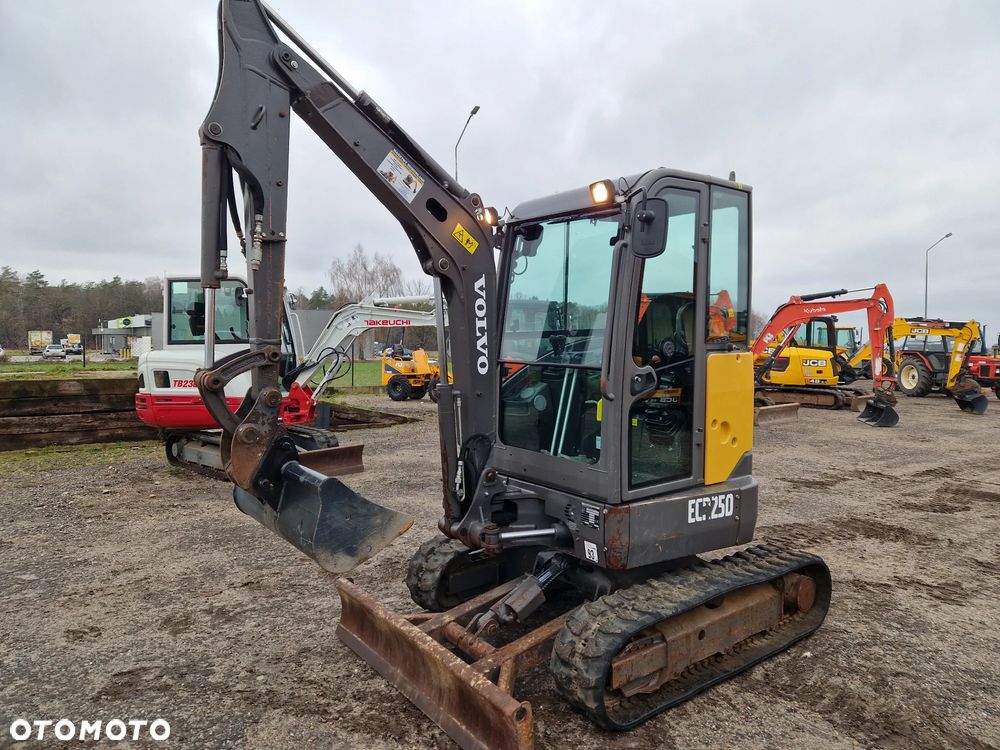 Volvo ECR 25 D , Neuson Wacker EZ 28Vds, Kubota KX 057-4, JCB 8026, 8025 Yanmar VIo 27 SV 26 - 3