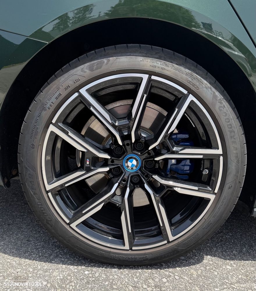 BMW i4 - 31