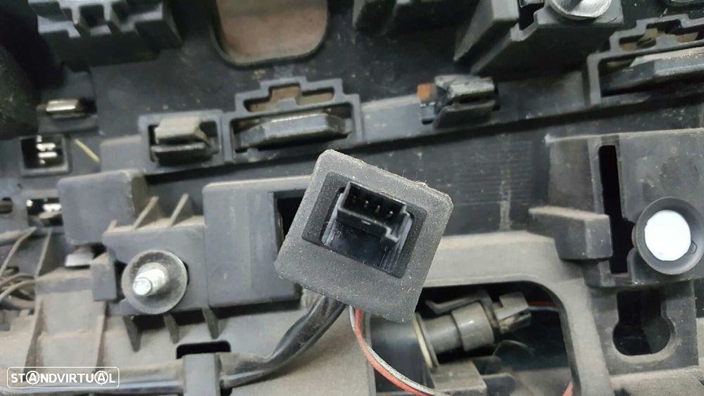 PUXADORA EXTERIRO DA MALA OPEL INSIGNIA BERLINA COSMO - 2