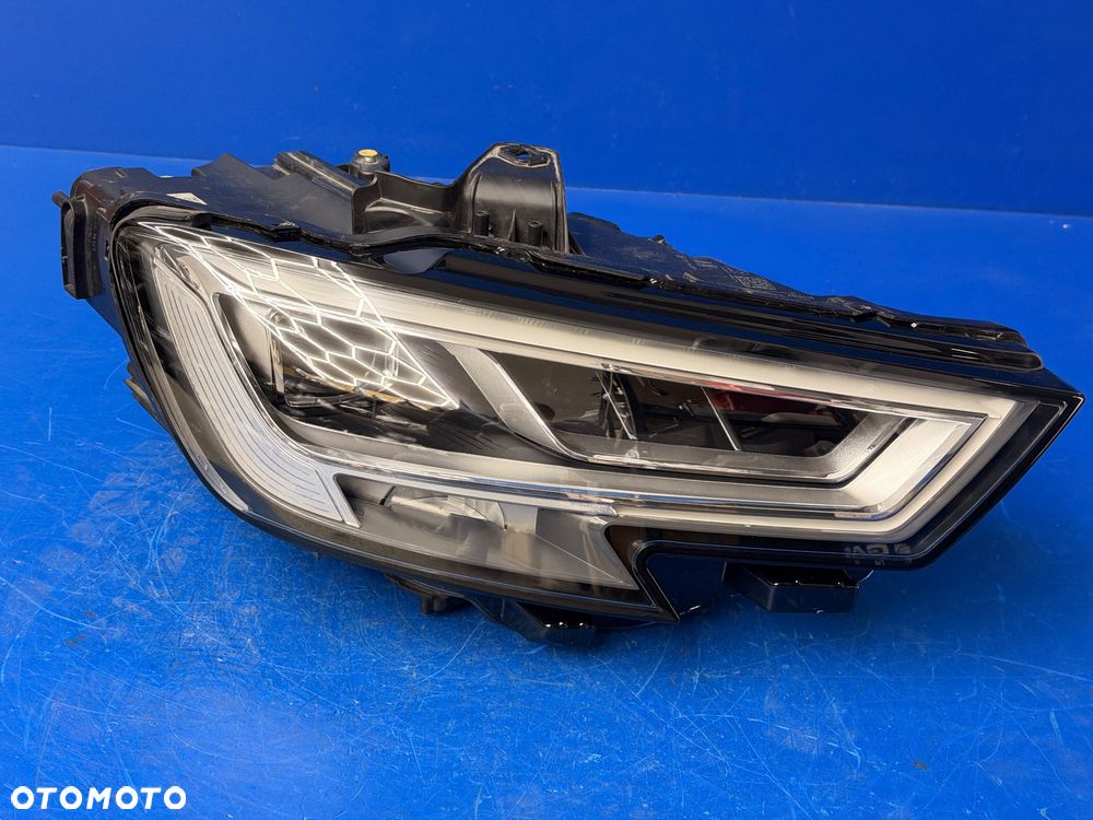 PRAWY FULL LED MATRIX AUDI A3  RS3 8V LIFT EUROPA BDB - 1