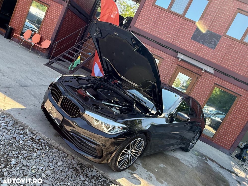 BMW Seria 5 520d AT - 38