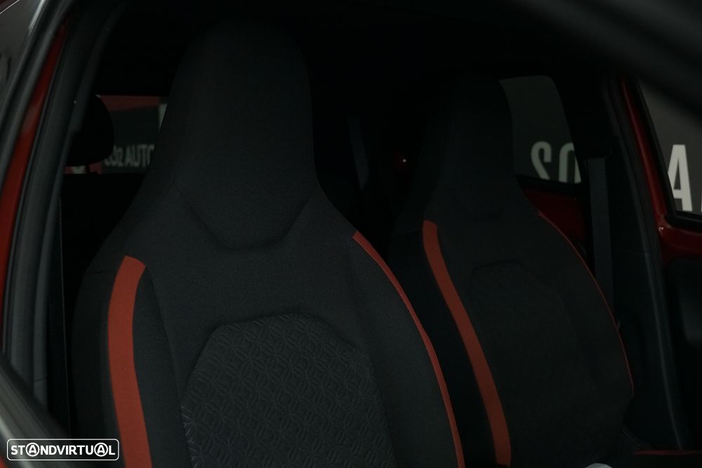 Toyota Aygo X 1.0 Pulse CVT - 18