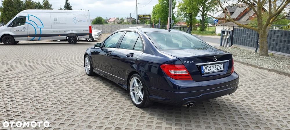 Mercedes-Benz Klasa C - 22