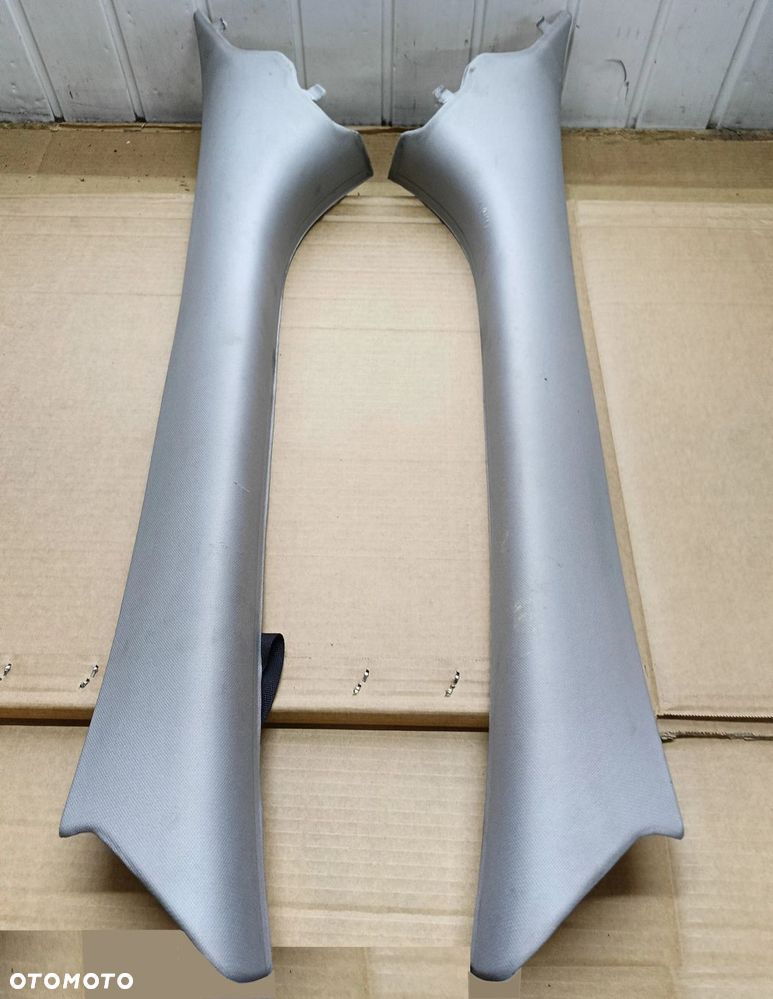 W251 nakładka maskownica słupka szyby czołowej komplet R Klasa Mercedes