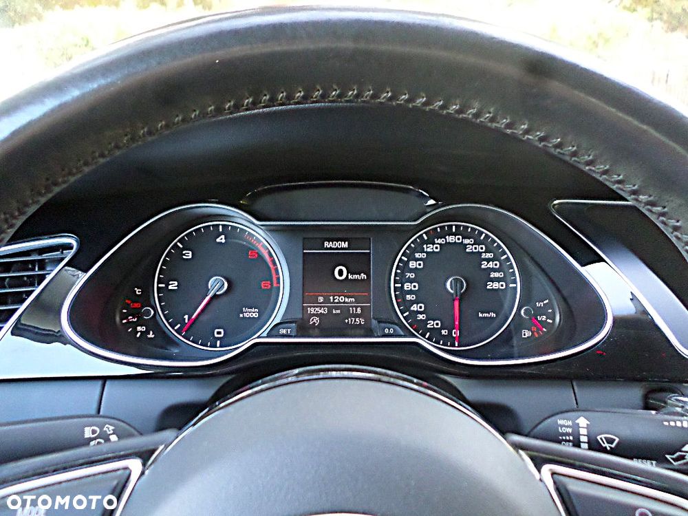 Audi A4 Avant 2.0 TDI DPF clean diesel quattro S line Sportpaket - 15