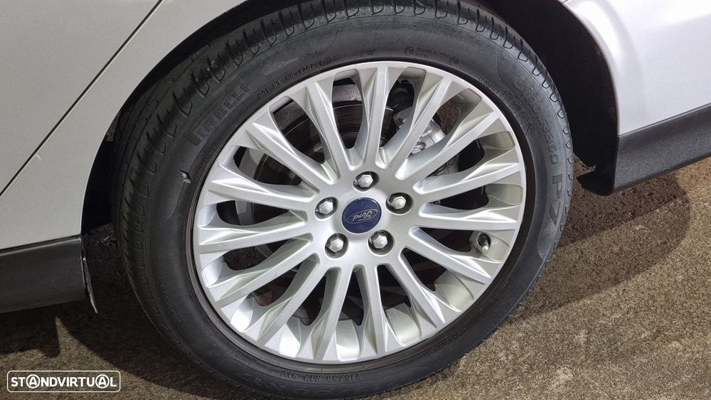 Ford Focus SW 1.6 TDCi Titanium Best - 26