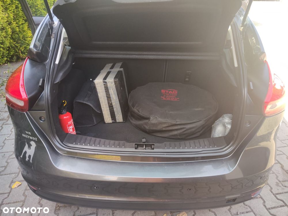 Ford Focus 1.6 Titanium - 5
